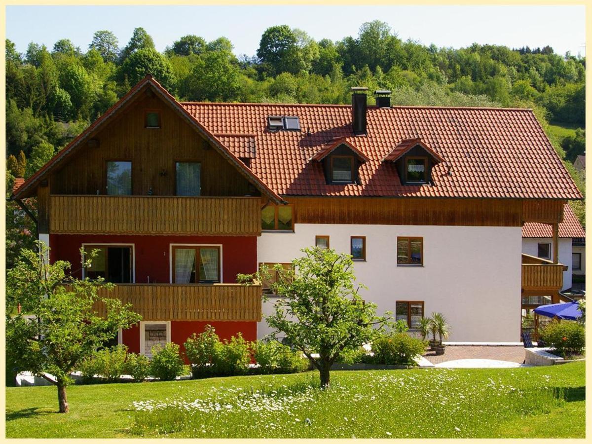 Gastehaus Claudia Bed & Breakfast Bad Abbach Exterior foto